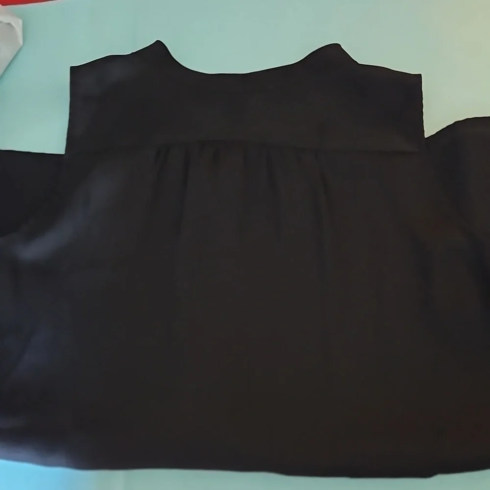 LOFT Black Sleeveless Bow Neck Blouse XSmall EUC 🎯